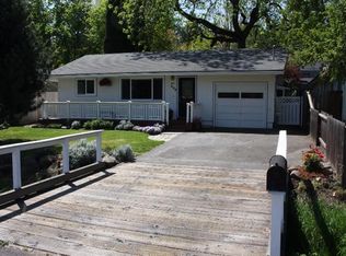 520 E D St, Jacksonville, OR