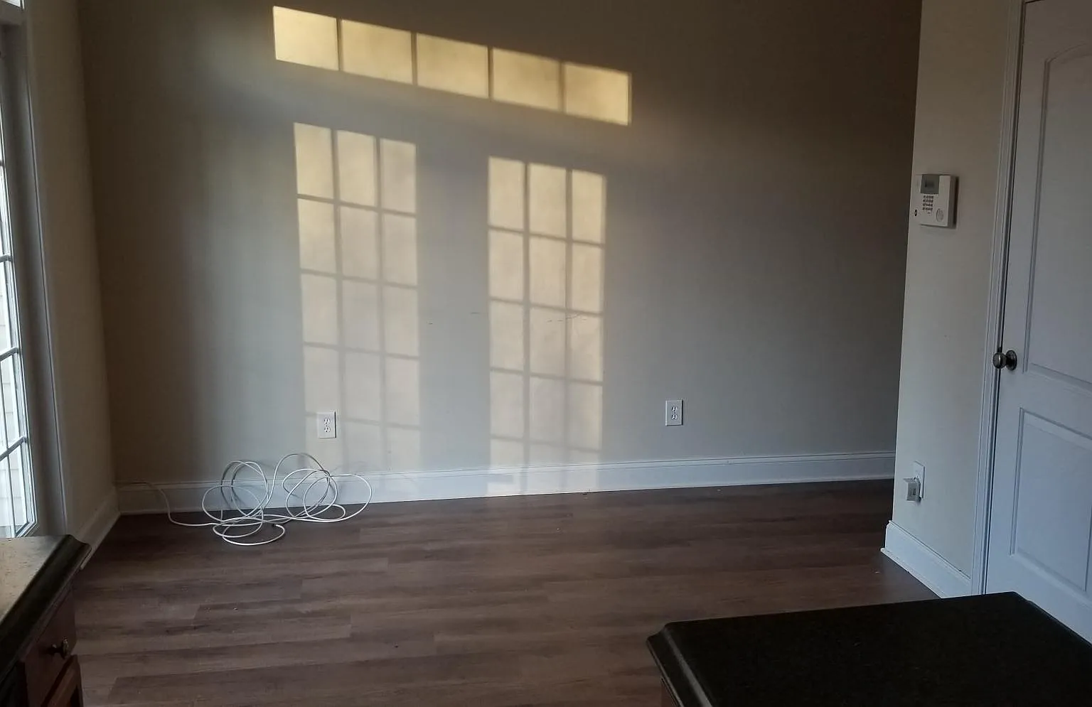 3 bed, 2.5 bath, 1574 sqft, $1,700 — Photo 3