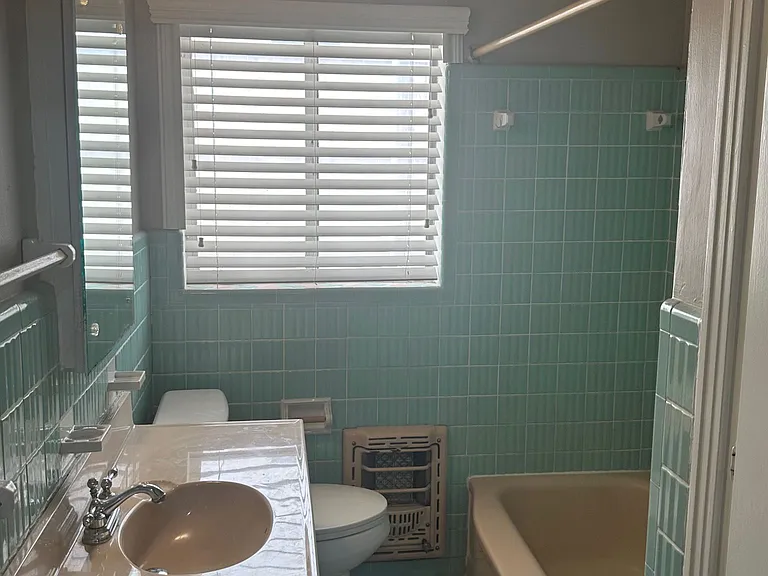6365 Malcolm Dr — Photo 12
