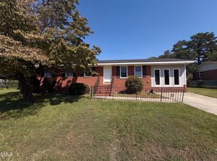 6216 Tiree Dr, Fayetteville, NC 28304