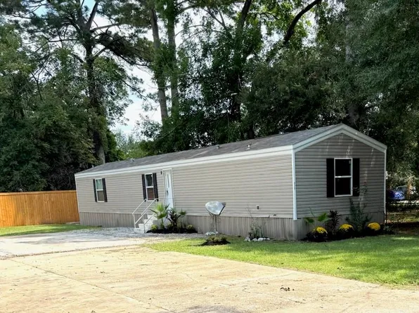 828 Magnolia St, Simmesport, LA 71369