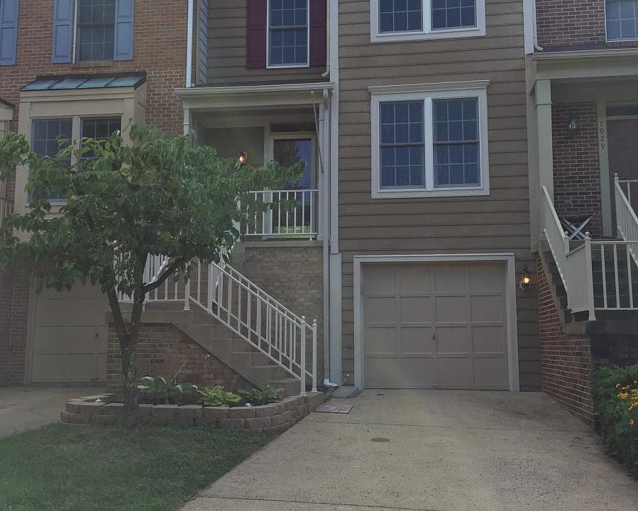 Townhouse Front