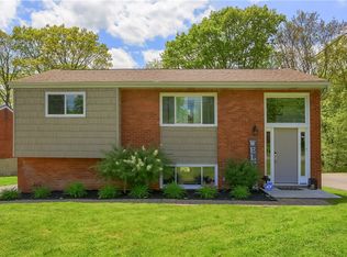 274 Burch Dr, Coraopolis, PA 15108