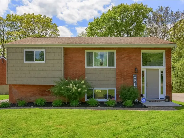 274 Burch Dr, Coraopolis, PA 15108