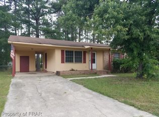 6388 Waldos Beach Rd, Fayetteville, NC 28306