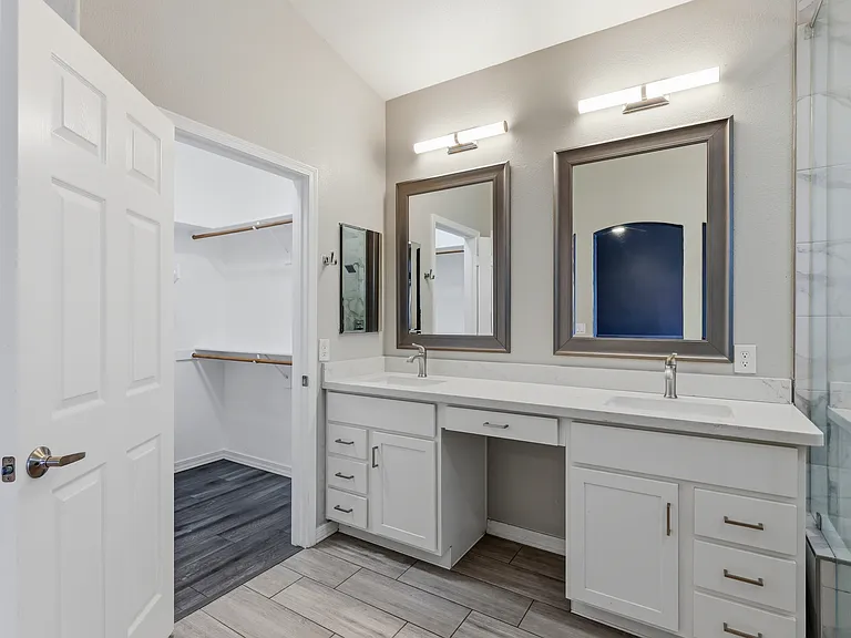 1274 E Lake Dr — Photo 28