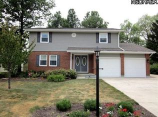 4722 Nottingham Ln, Stow, OH 44224