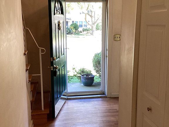 3rd image of 2129 Brandywood Dr