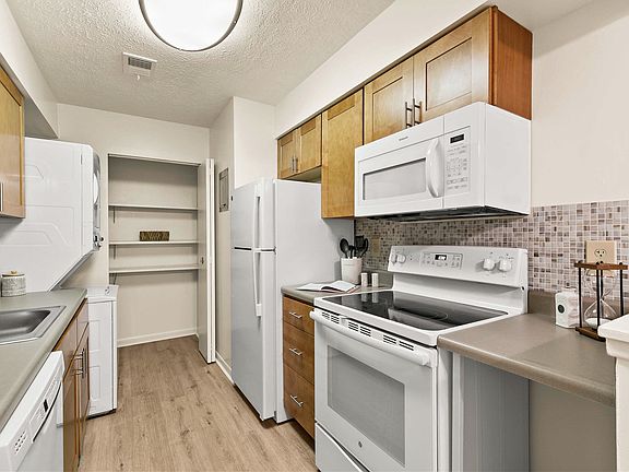 Contemporary Kitchen Style (shown here in a 2-bedroom floor plan)