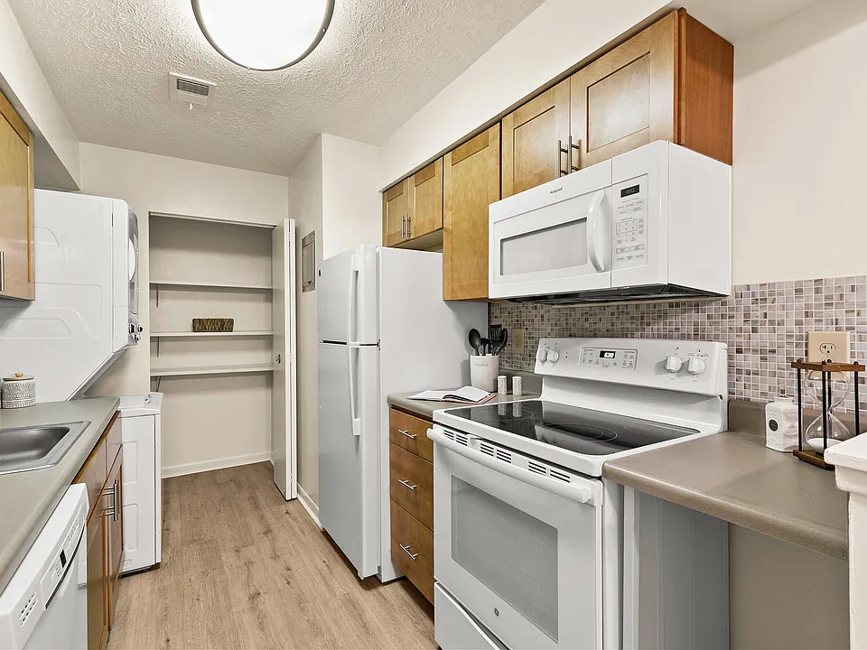 Contemporary Kitchen Style (shown here in a 2-bedroom floor plan)