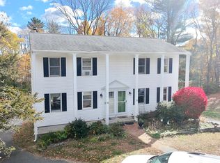 19 Crestwood Dr, Northborough, MA 01532