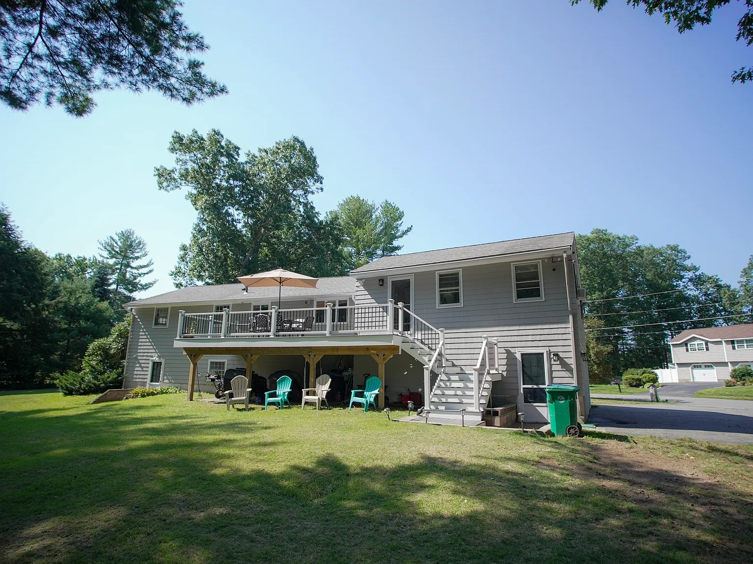 4 bed, 3.0 bath, 2647 sqft, $3,600 — Photo 2