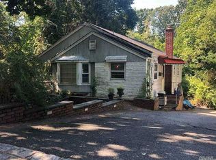 218 Liberty Ave, Port Jefferson, NY 11777