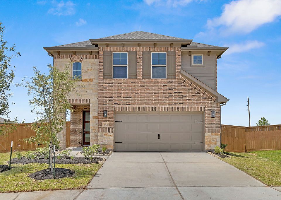 27111 Bel Air Point Ln