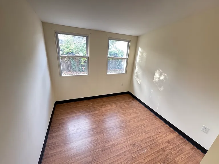 10 Prentiss St #1A — Photo 3