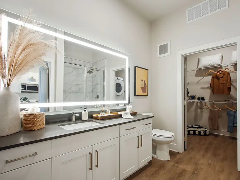 NOVEL Parkway by Crescent Communities — Photo 9