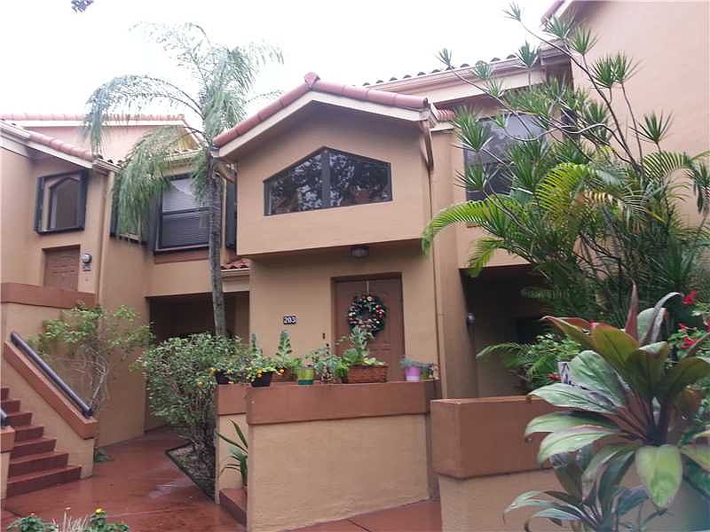 1st image of 15519 Miami Lakeway N APT 203-7