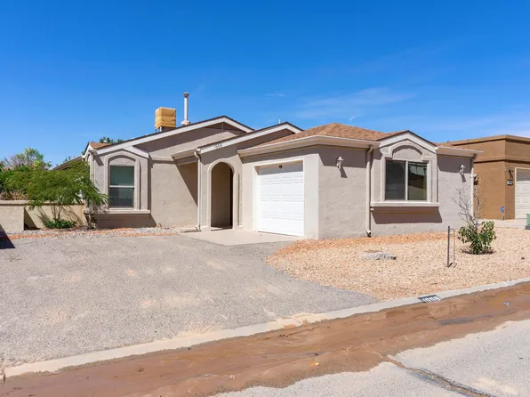 1669 Skyview Cir NE, Rio Rancho, NM 87144