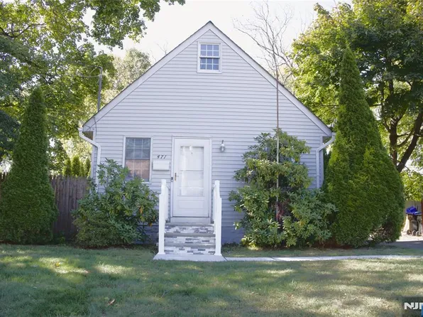 471 Ryders Ln, East Brunswick, NJ 08816