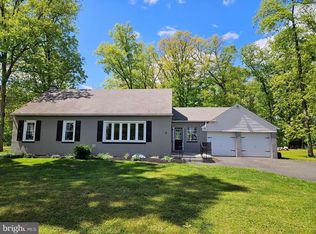 895 Cressman Rd, Harleysville, PA 19438