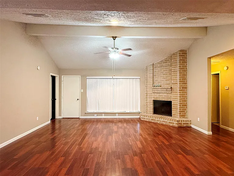 4923 Kentwalk Dr — Photo 5