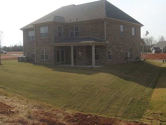 2nd image of 130 Mill Park Ln