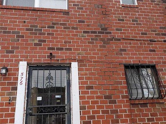3rd image of 576 Barbey Street
