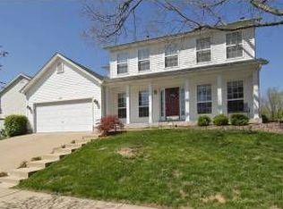 687 Canary Estates Dr, Ballwin, MO 63021
