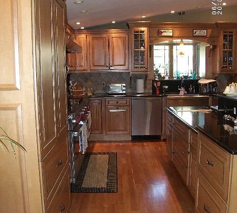 3rd image of 15 Laurel Ln