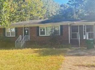 4022 Clark Dr, Ellenwood, GA 30294