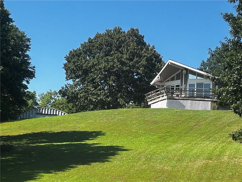 1st image of 6143 SE Cameron Rd