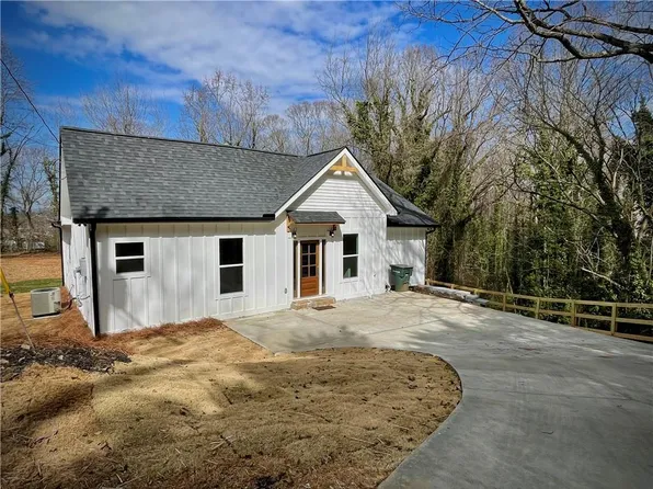 175 Hillcrest St, Cornelia, GA 30531