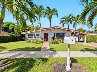 21120 NE 24th Ct, Miami, FL 33180