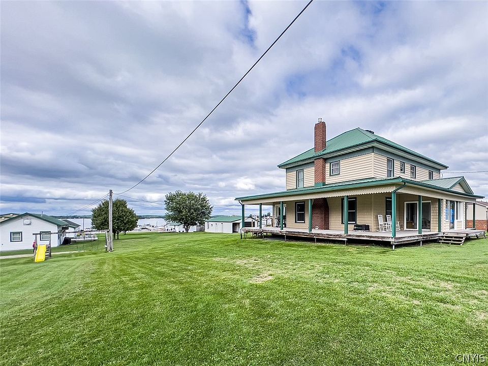 Seaway Slips & Cottage Rentals A Clayton, New York Campground