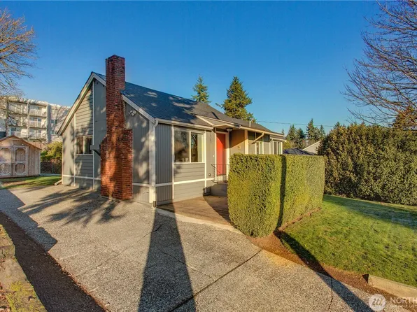 12563 17th Ave NE, Seattle, WA 98125