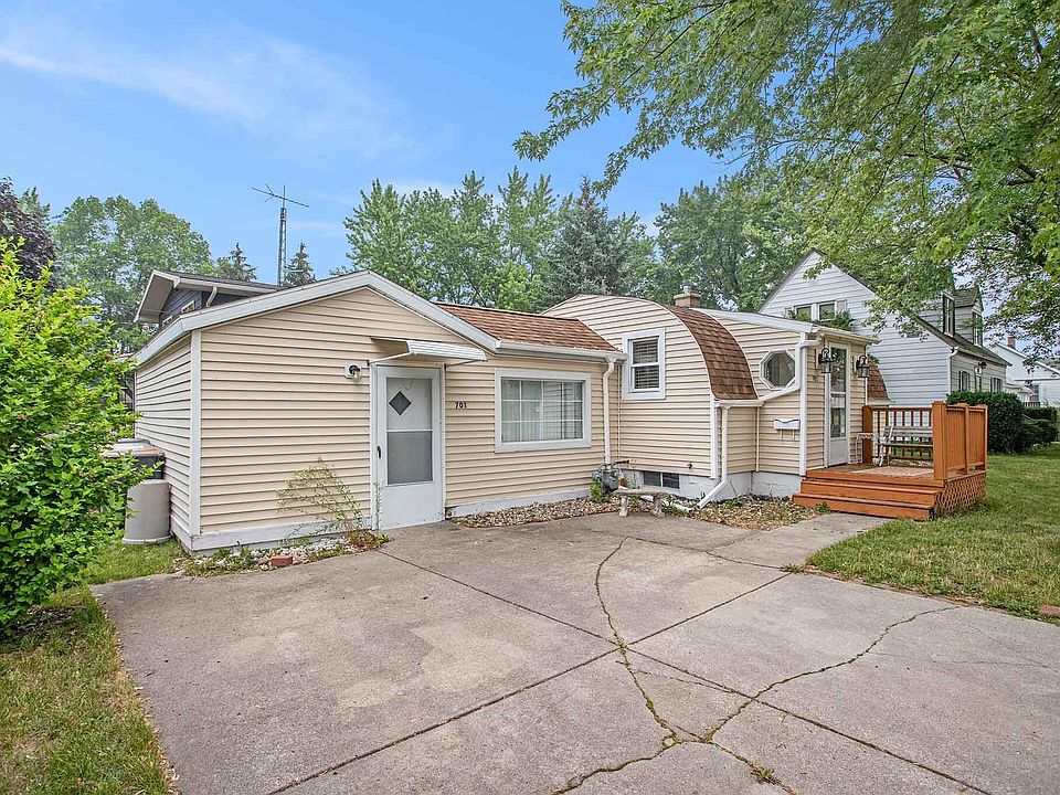 1st image of 701 Columbia Ave