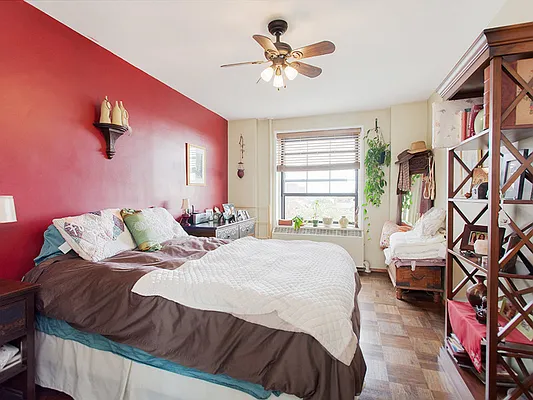 Sold by Sotheby's International Realty | media 4