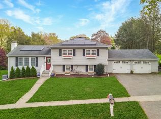 55 Cherry Hill Rd, Stratford, CT 06614