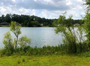 2015 Hickory Tree Ln, Tallahassee, FL 32303