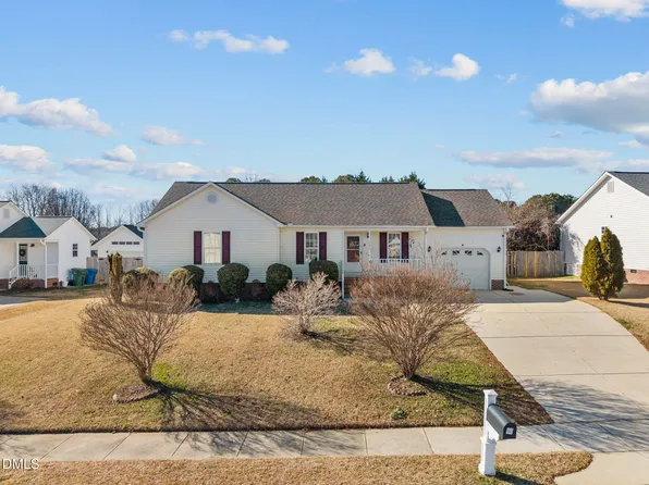 1012 S Willhaven Dr, Fuquay Varina, NC 27526