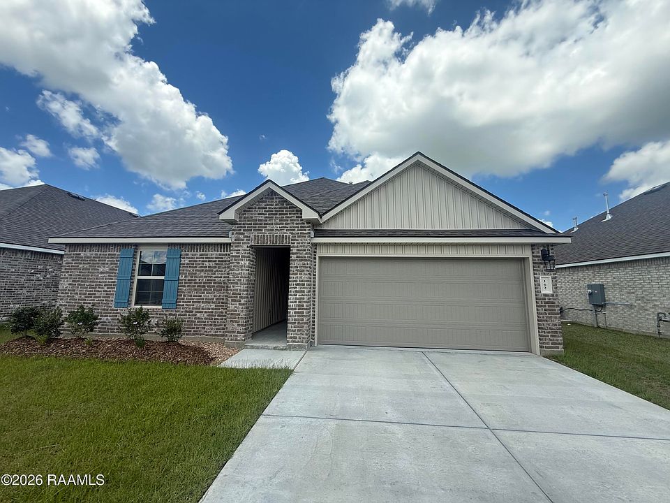 1st image of 162 Cottage Cove Dr