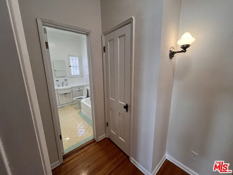 1248 S La Jolla Ave — Photo 27