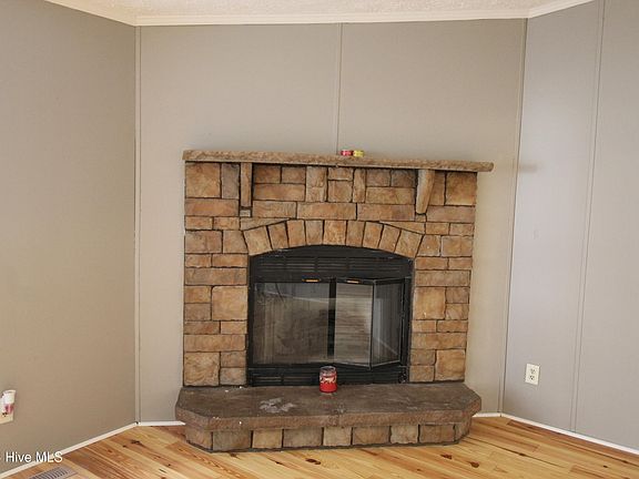 5th image of 604 E Branch Drive