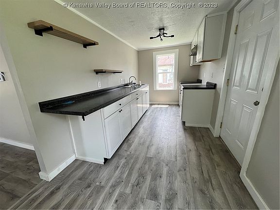 5th image of 5317 Raven Dr