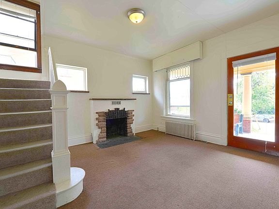 1045 14th Street A Living Room