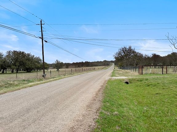 5th image of 7121 McGregor Park Rd