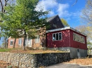 6 Lovis Ave, Wakefield, MA 01880