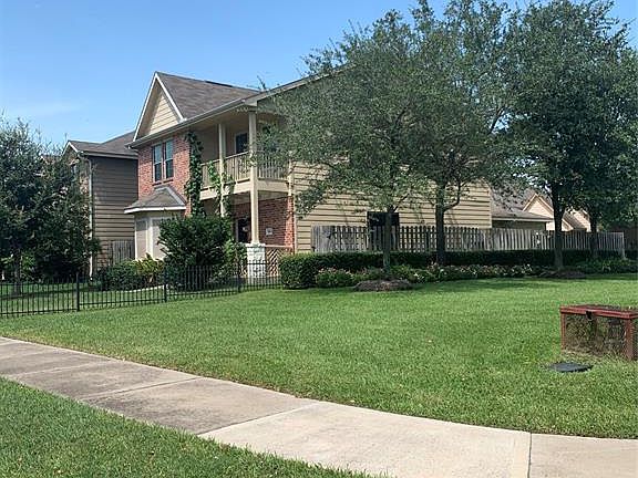 3rd image of 14534 Empanada Dr