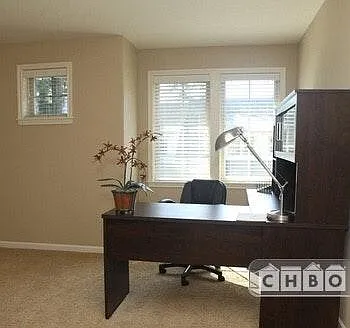 Bedroom/office