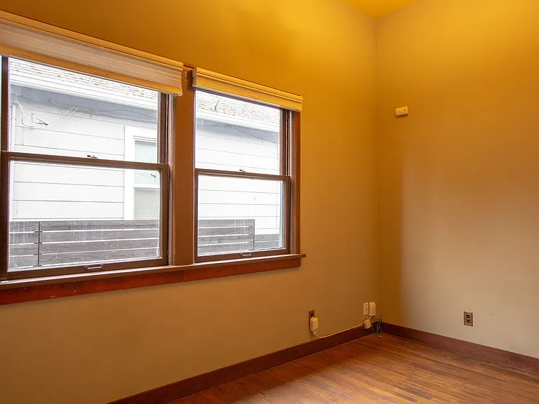 3818 N Vancouver Ave — Photo 28